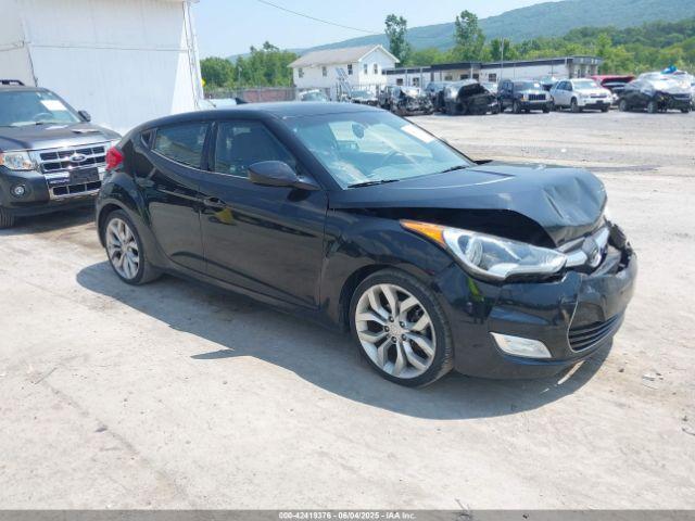  Salvage Hyundai VELOSTER
