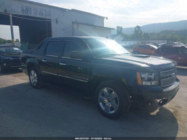  Salvage Chevrolet Avalanche 1500