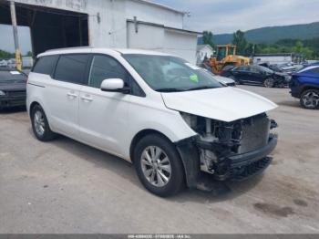  Salvage Kia Sedona