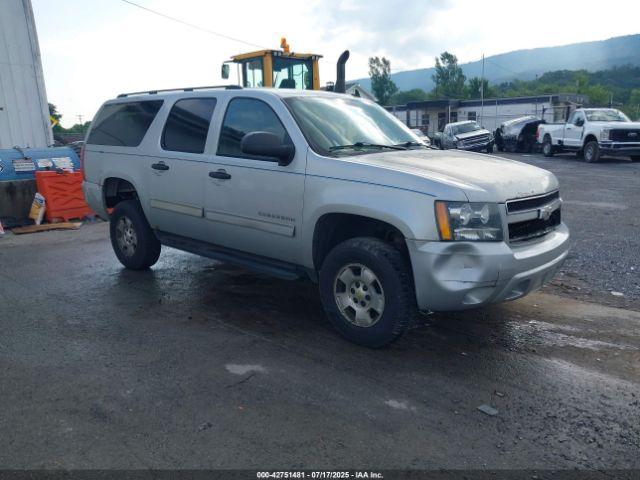 Salvage Chevrolet Suburban 1500