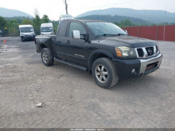  Salvage Nissan Titan