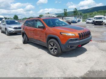  Salvage Jeep Cherokee