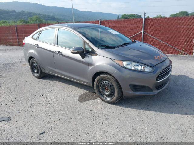  Salvage Ford Fiesta
