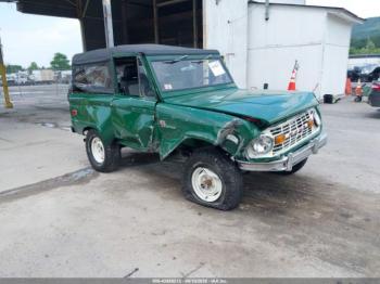  Salvage Ford Bronco