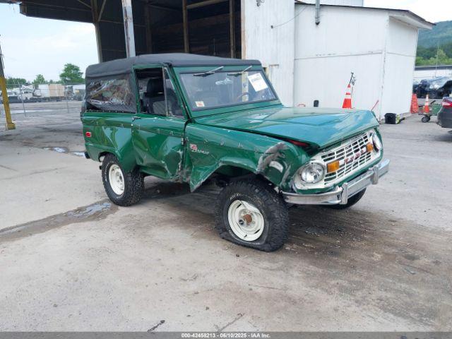  Salvage Ford Bronco