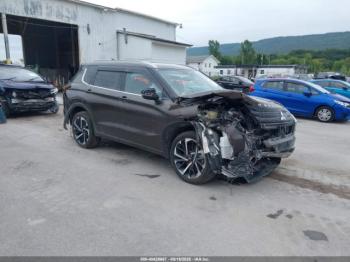  Salvage Mitsubishi Outlander