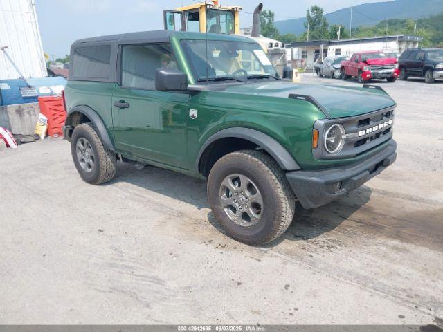  Salvage Ford Bronco