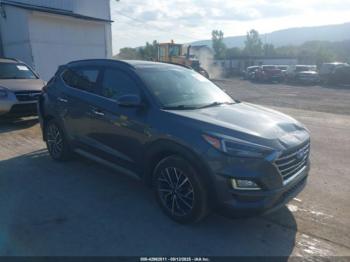  Salvage Hyundai TUCSON