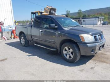  Salvage Nissan Titan