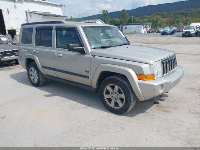  Salvage Jeep Commander