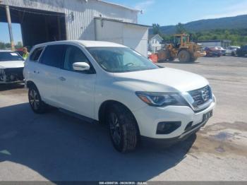  Salvage Nissan Pathfinder