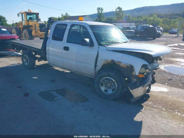  Salvage Chevrolet Silverado 2500