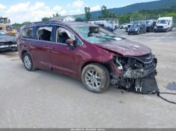  Salvage Chrysler Voyager