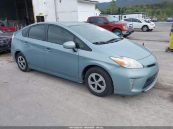  Salvage Toyota Prius