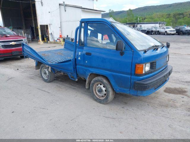  Salvage Toyota Lite Ace