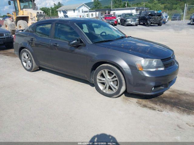  Salvage Dodge Avenger