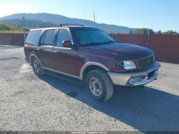  Salvage Ford Expedition