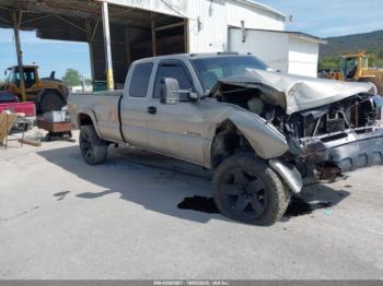  Salvage Chevrolet Silverado 2500