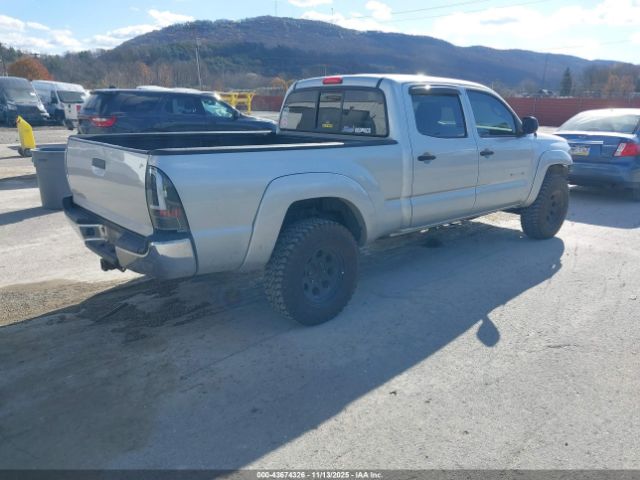 Toyota Tacoma Base V6 Image 2
