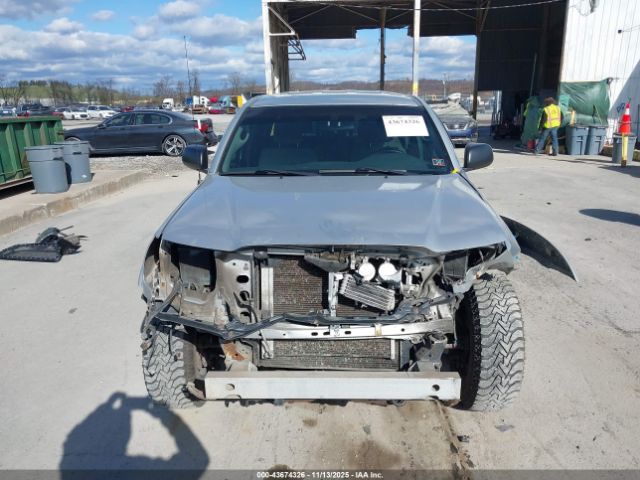 Toyota Tacoma Base V6 Image 7