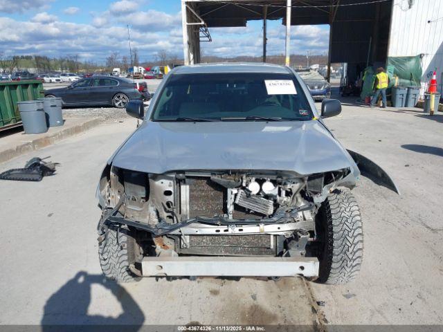 Toyota Tacoma Base V6 Image 7