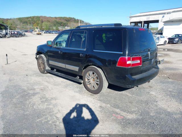 Lincoln Navigator Image 16