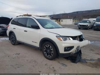  Salvage Nissan Pathfinder
