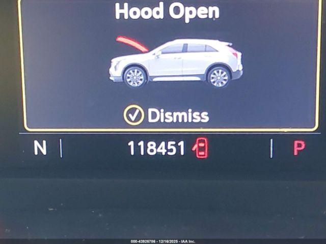 Cadillac XT4 Fwd Premium Luxury Image 4