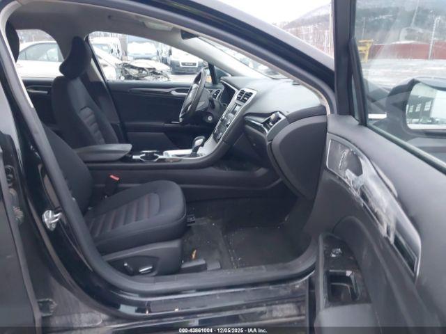 Ford Fusion Se Image 9