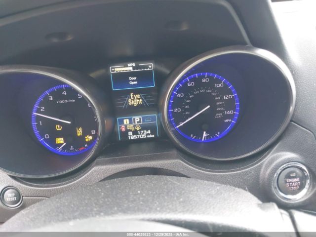 Subaru Outback 2.5i Limited Image 5