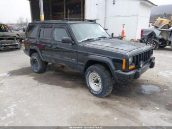  Salvage Jeep Cherokee