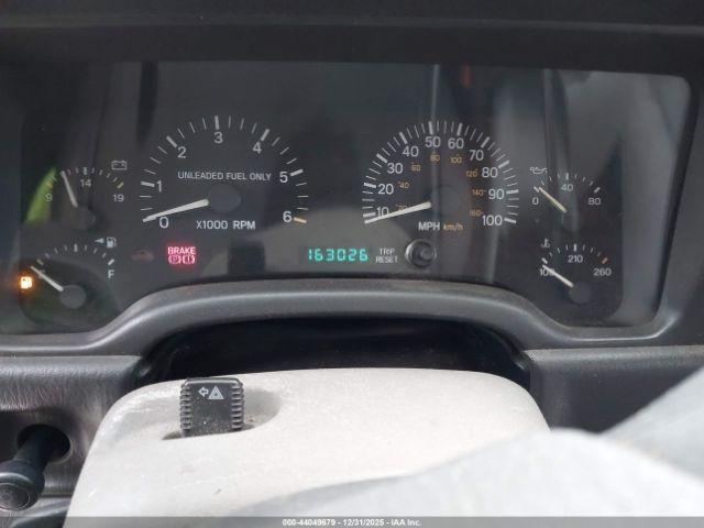 Jeep Cherokee Image 5