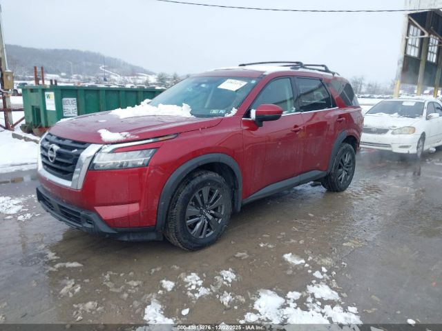 Nissan Pathfinder Sv 4wd Image 3