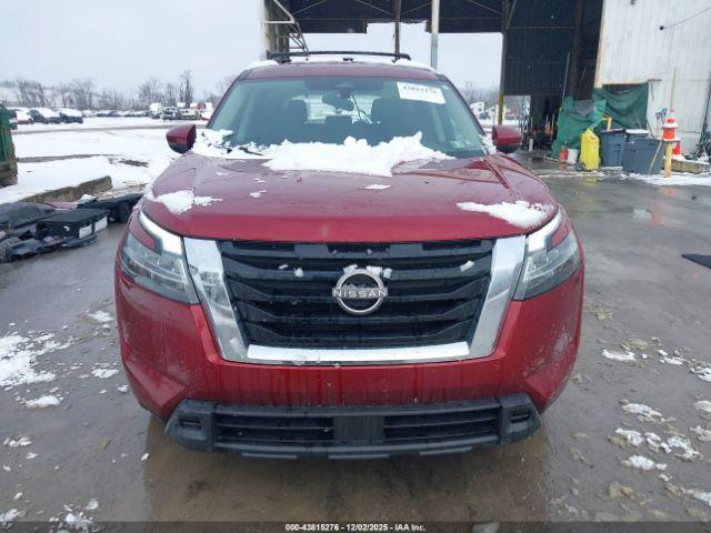 Nissan Pathfinder Sv 4wd Image 15