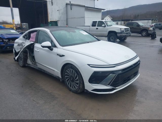 Hyundai SONATA Limited Image 1