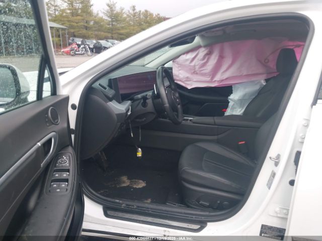 Hyundai SONATA Limited Image 8