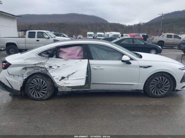 Hyundai SONATA Limited Image 10