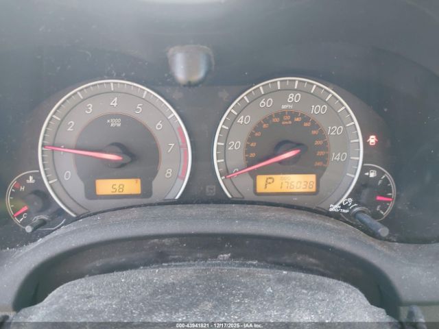 Toyota Corolla S Image 7