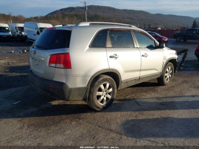 Kia Sorento Lx Image 3