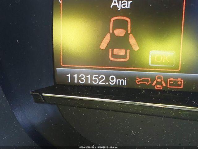 Ford Explorer Sport Image 13