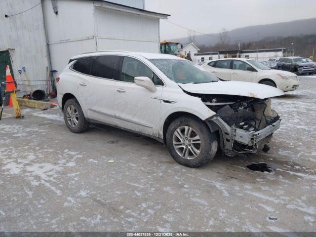 Buick Enclave Essence Image 1