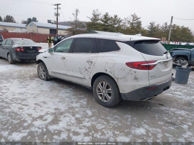 Buick Enclave Essence Image 3