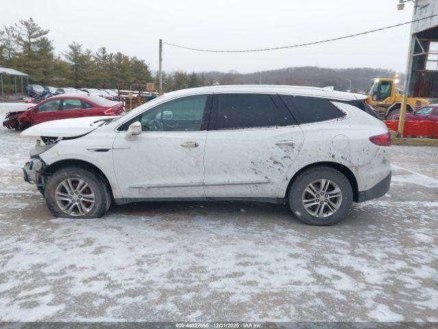 Buick Enclave Essence Image 2