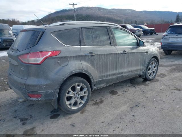 Ford Escape Titanium Image 10