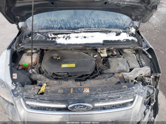 Ford Escape Titanium Image 7