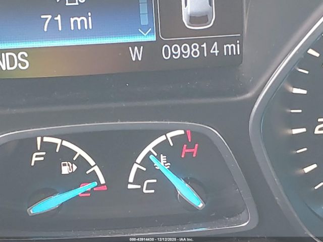 Ford Escape Titanium Image 14