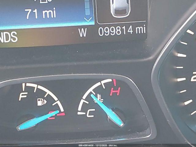 Ford Escape Titanium Image 14