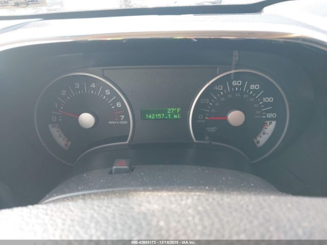 Ford Explorer Xlt Image 14