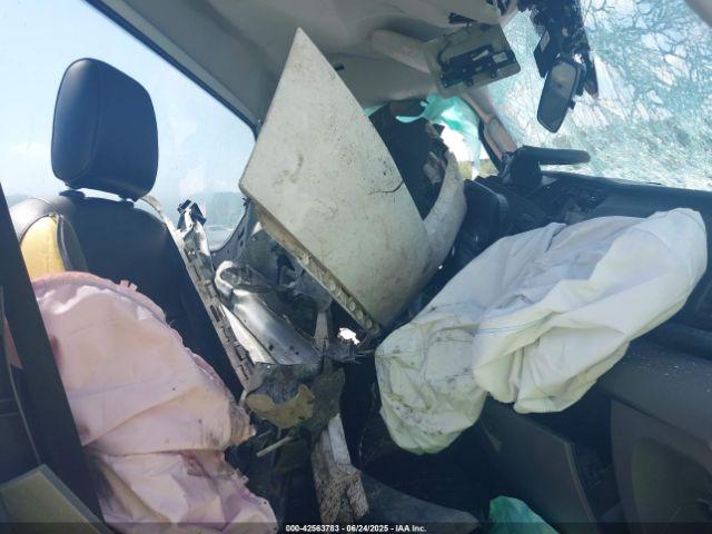 Ford Transit Image 2