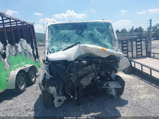 Ford Transit Image 10